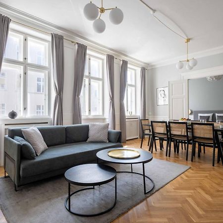Lavish 4Br Apartment In The Heart Of Cph By The Canals Copenhagen Exterior photo